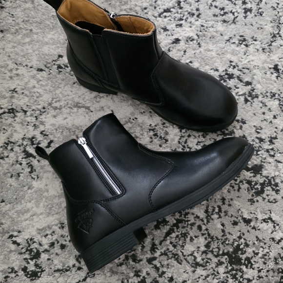 Herman Survivors Shoes - Black Ankle Boots for Women New Never Worn